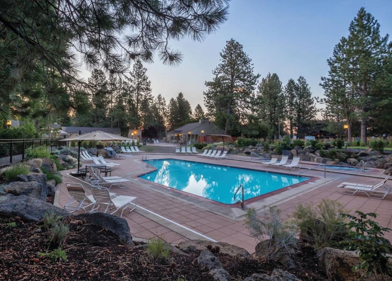 Worldmark Bend Seventh Mountain Resort - St Sleeps Bagian luar foto
